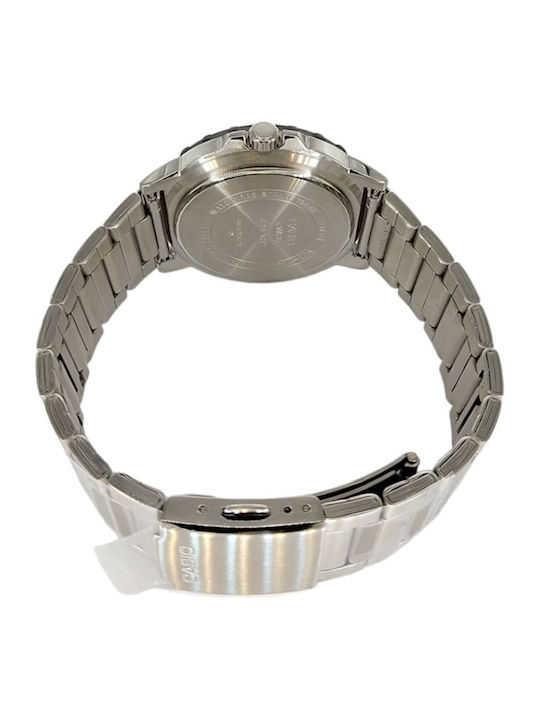 Casio Collection Men's Watch 45mm Battery with Silver Metal Bracelet