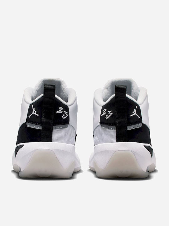 Max Aura Kids Sports Shoes Basketball with Laces White