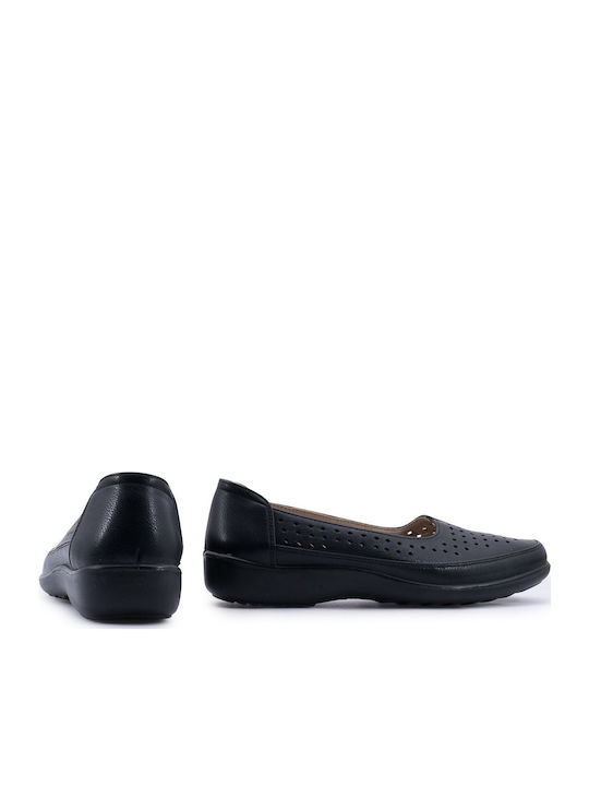 Women's Loafers in Black Color