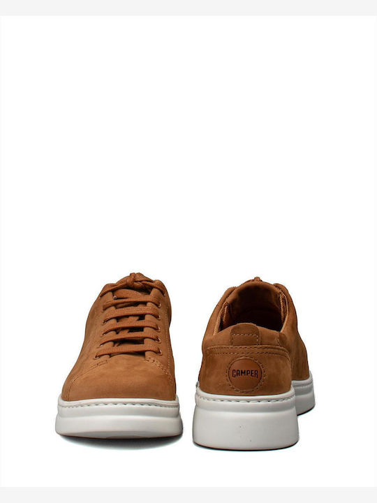 Camper