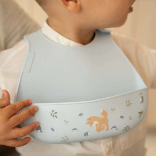Little Dutch Mio Forest Friends Wasserdichte Silikon Baby Lätzchen mit Tasche Blau