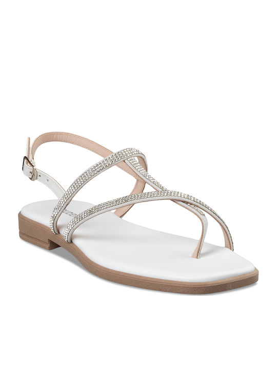 Women's Flat Sandals in White Color