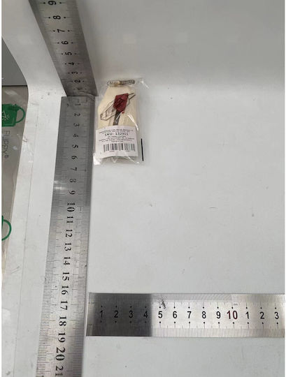Cuțit De Tăiat Flippy Cu Vârf Rotunjit Și Dințișori Tip Breloc 6.5x3.5 Cm Crem