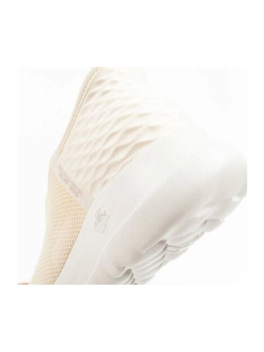 Go Walk Joyvela Γυναικεία Slip-On Μπεζ