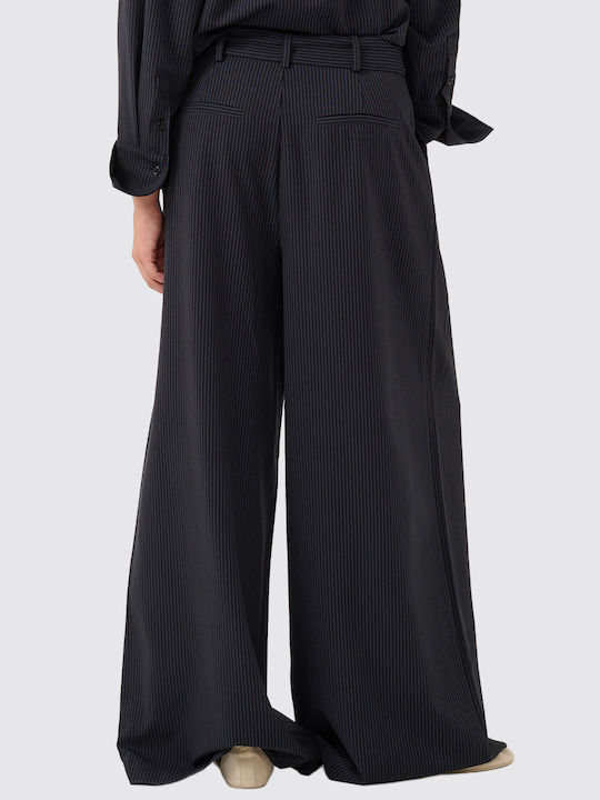 My Essential Wardrobe