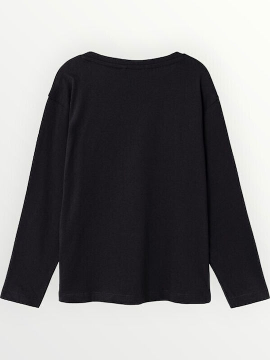 Kids Long-Sleeved Black Blouse Moving Forward