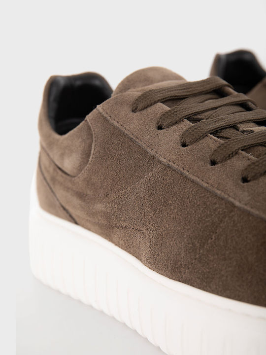 Sneakers Brown