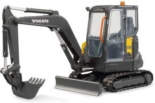 Bruder Volvo Excavator Pentru 3+ Ani