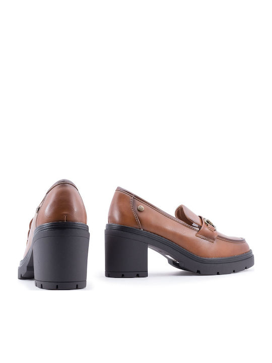 Pumps mit hohem Absatz Braun
