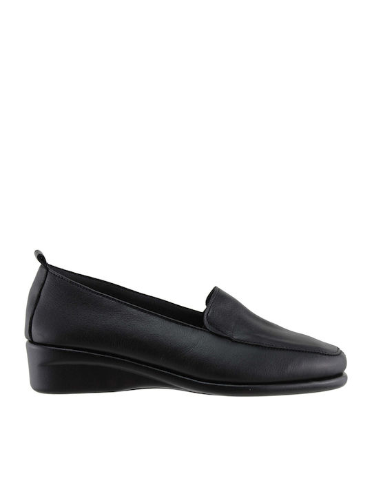 Leather Women's Moccasins in Black Color