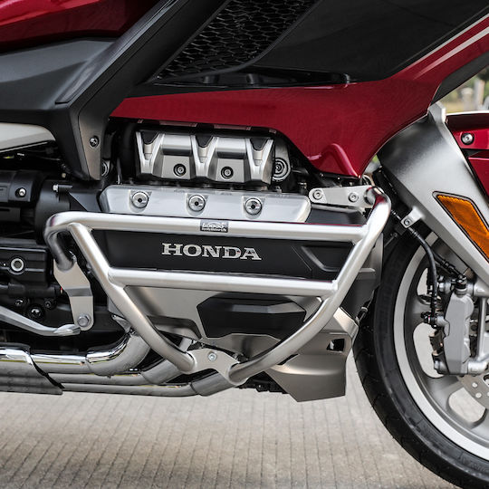 Honda GL1800 Crash Bar Applicable to Honda GL1800 Silver
