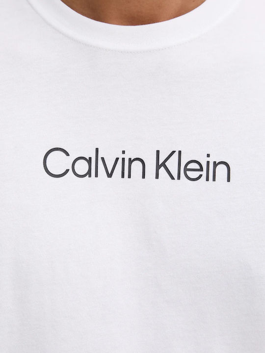 T-shirt White