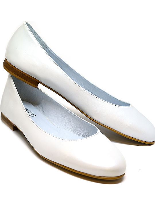 Lederne Damen Ballerinas in Weiß Farbe