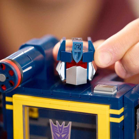 LEGO Icons Transformers: Soundwave За 18+ Години 1505 Бройки