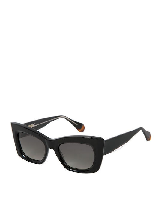 Gigi Barcelona Ophra Women's Sunglasses with Black Plastic Frame and Green Gradient Lens 6734/1