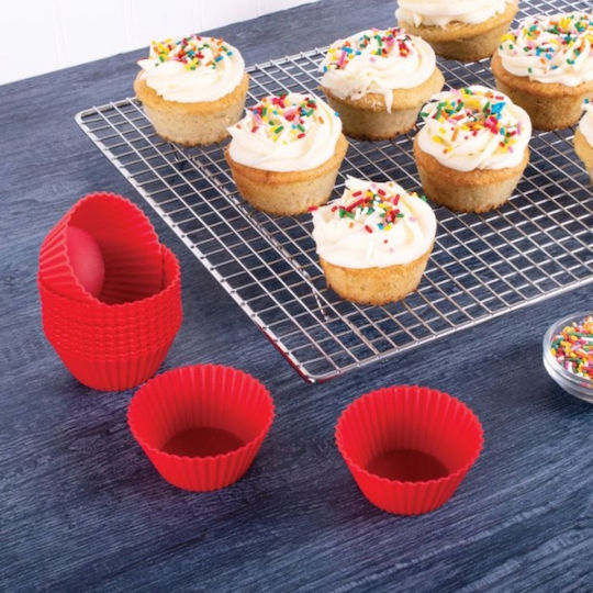 Wilton Formă de Patiserie pentru Cupcakes/Muffins din Silicon 12buc
