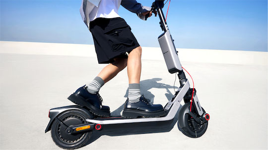 Segway E3 Pro E Ηλεκτρικό Πατίνι με 25km/h Max Ταχύτητα και 55km Αυτονομία σε Μαύρο Χρώμα