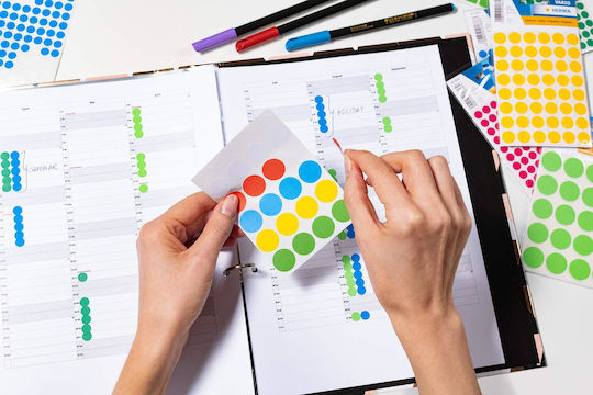 Herma 5632бр Малки самозалепващи етикети Кръгли в Червен цвят 8мм
