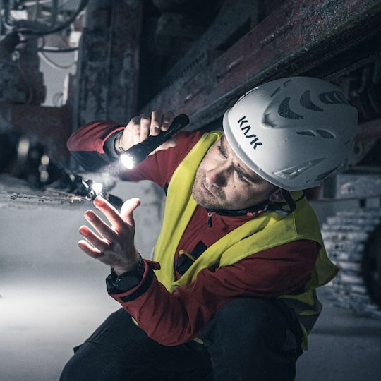 LedLenser Επαναφορτιζόμενος Φακός LED IP68 με Μέγιστη Φωτεινότητα 25lm