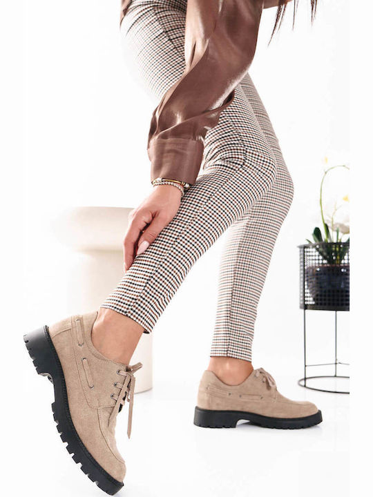 Бежови Loafers С Връзки Chunky Подметка