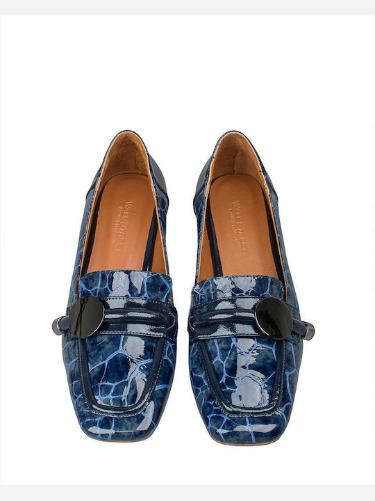 Leather Women's Loafers in Blue Color