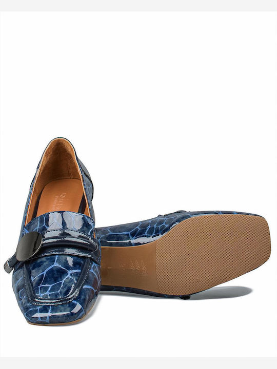 Leather Women's Loafers in Blue Color