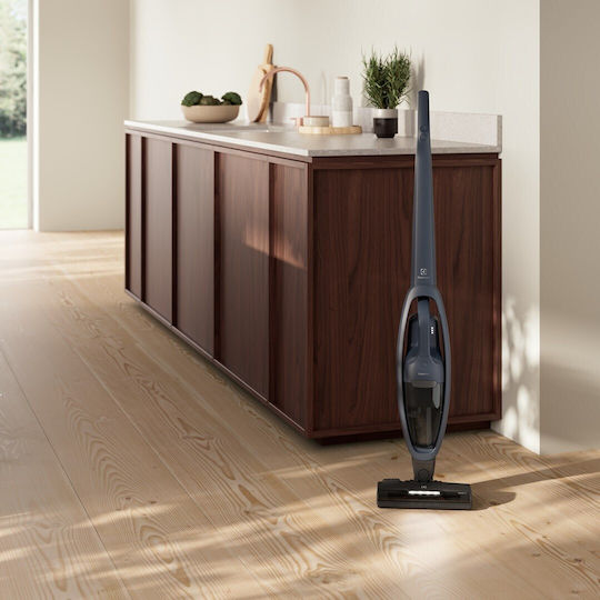Electrolux Wiederaufladbar 2-in-1 Staubsauger Stick & Handgerät 21.6V Blau ES52CB21DB