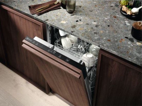 Electrolux Vollintegrierter Geschirrspüler für 9 Gedecke B45xH82cm