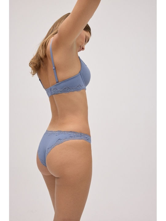 Femeie Brazilia Blue