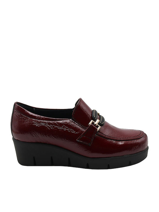 Women's Moccasins in Burgundy Color