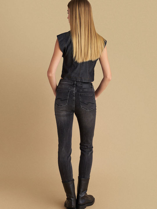 Damenjeans in Enger Passform Black