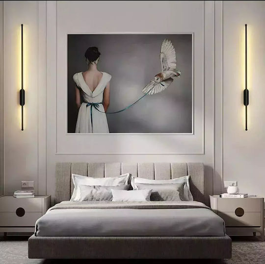 Lamp Wall with Integrated LED and Warm White Light