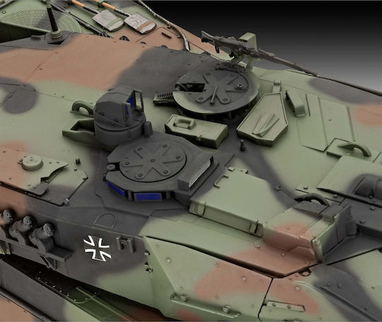 Revell Leopard Фигура за Моделизъм Резервоар 250 Части в Мащаб 1:35 334.2x334.2см.