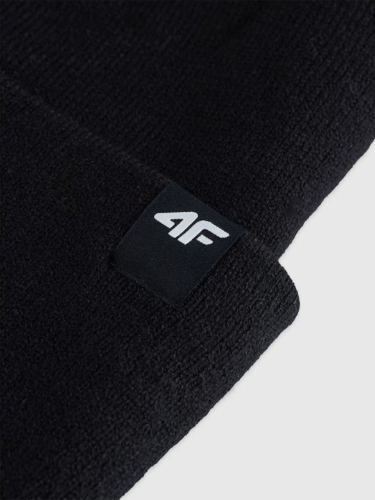 Beanie Unisex Beanie Knitted in Black color