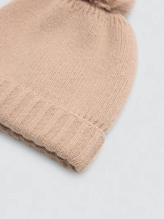 Pom Pom Beanie Beanie Knitted in Beige color