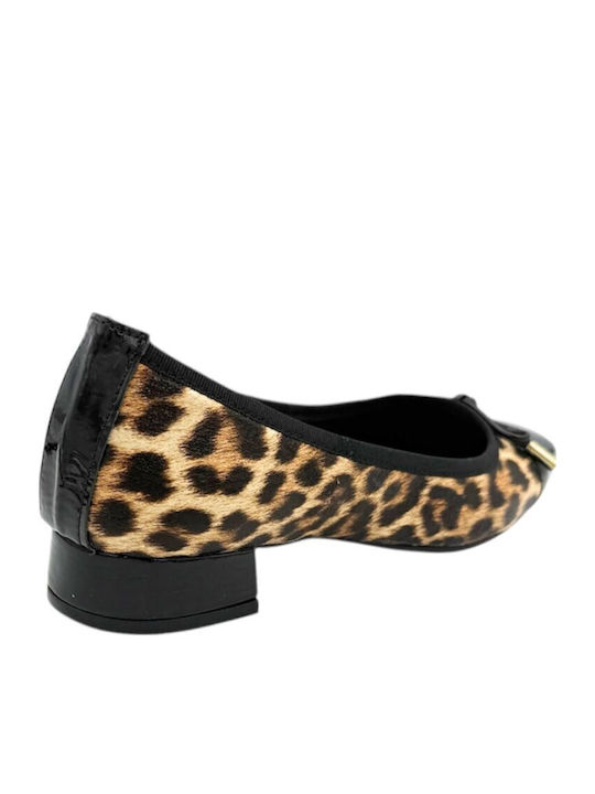 Anatomic Patent Leather Pointed Toe Brown Low Heels Animal Print