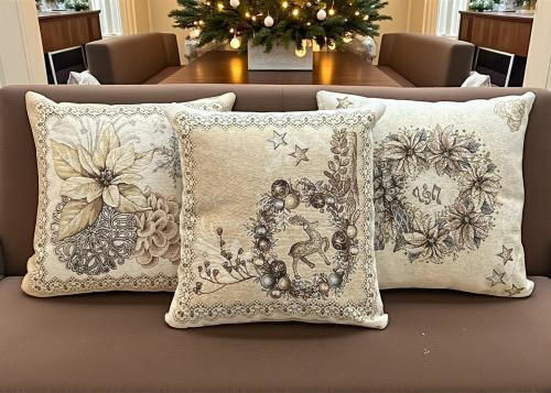Linea Home Husă Decorativă de Crăciun pentru Pernă Pătrată Bej 45x45buc