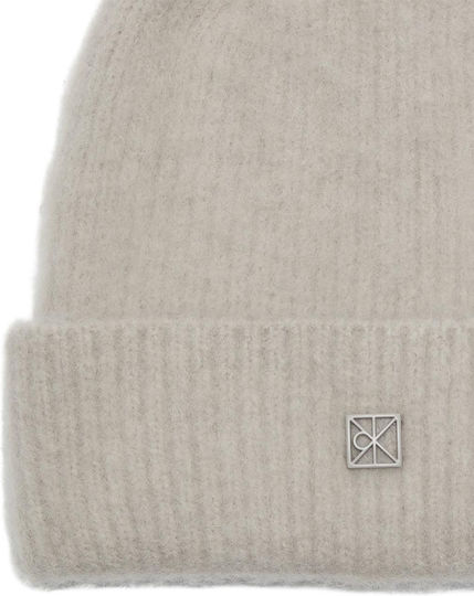 Pom Pom Beanie Beanie Knitted in Beige color