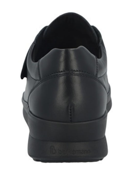 Women's Moccasins in Black Color