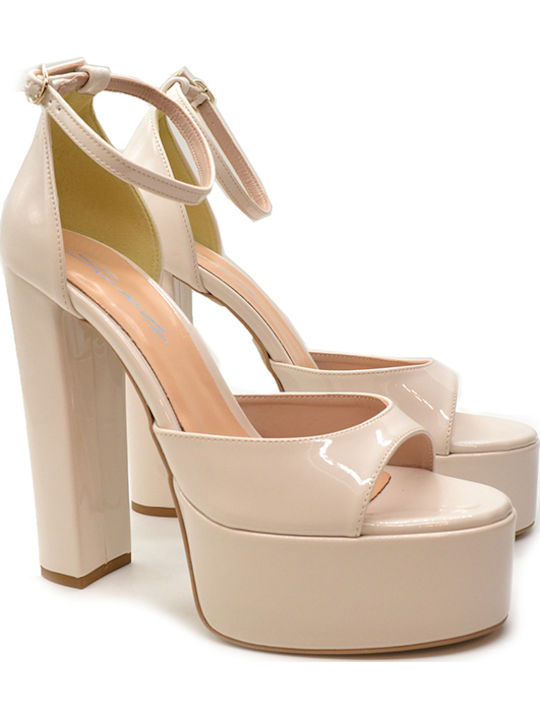 Sandals from Patent Leather Off White