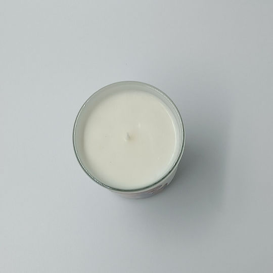 The translated Liquid template in German language: Weihnachtskerzen & Kerzenständer Kerze Weiß Handgefertigt 8.8x8cm.
