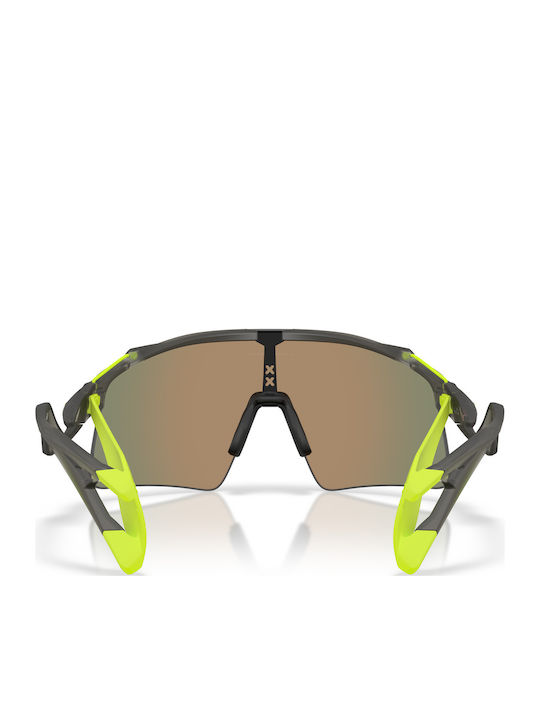 Oakley Stunt Wing Unisex Sunglasses with Gray Plastic Frame OO9519-04