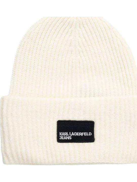Beanie Beanie Knitted in Burgundy color