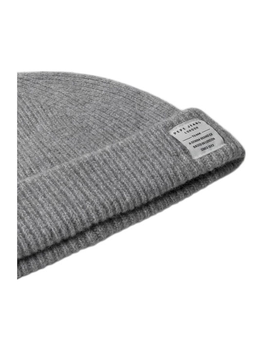 Beanie Beanie Knitted in Gray color