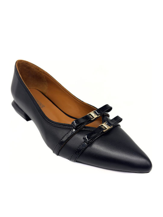 Leather Women's Loafers in Black Color