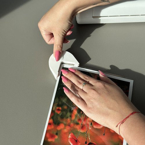 Izoxis Desktop Laminator for A4 250 Microns with Cutter