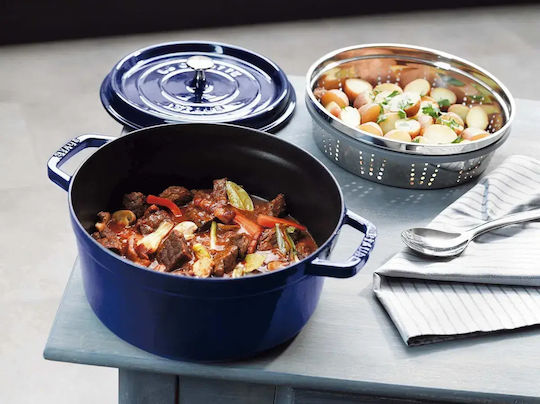 Staub La Cocotte Deep Cast Iron Pot 6.7lt / 28cm