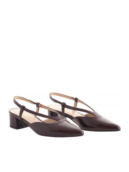 Leder Pumps mit flachem Absatz Burgundisch