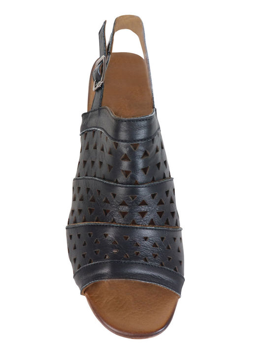 Leather Mules with Low Heel in Black Color