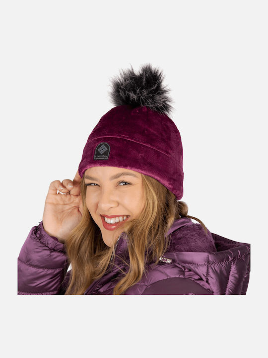 Pom Pom Beanie Beanie Knitted in Burgundy color